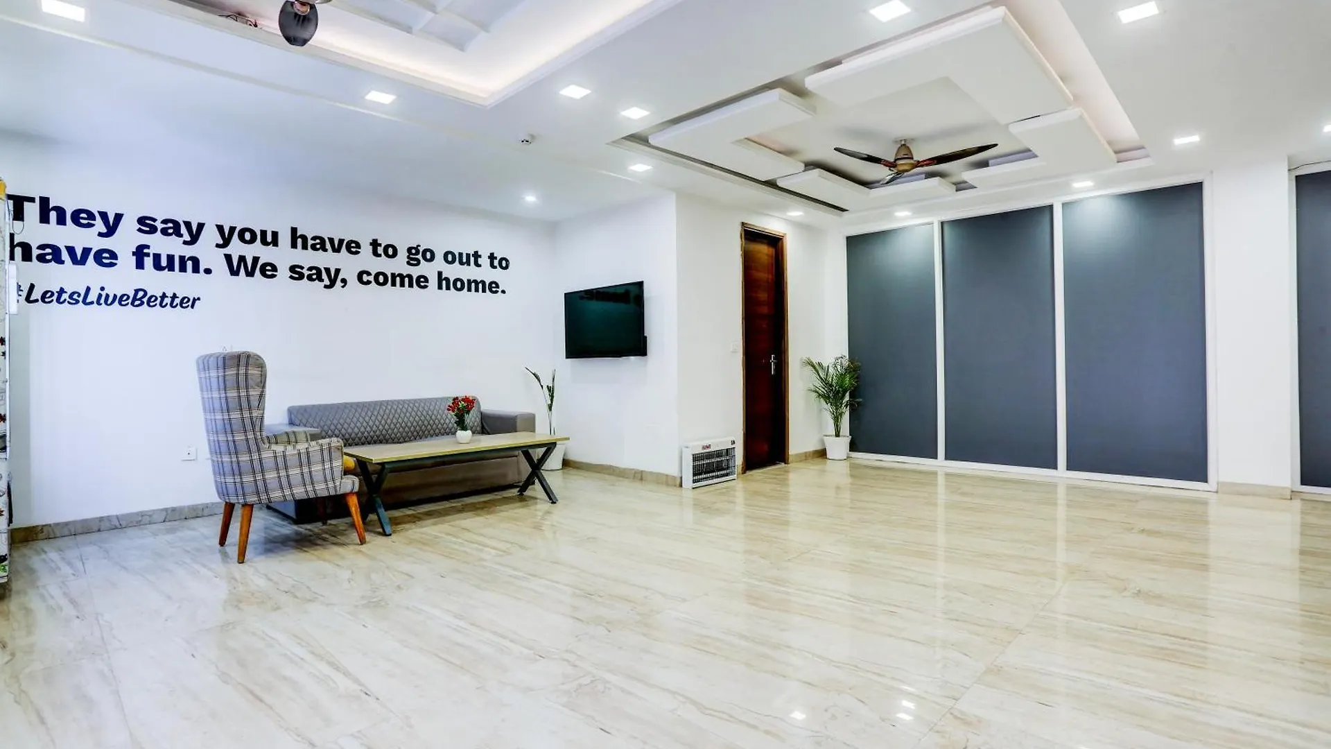 Hotel Grey Medicity Modern Rooms, Prime Location, Affordable Rates I Near Medanta Gurgaon